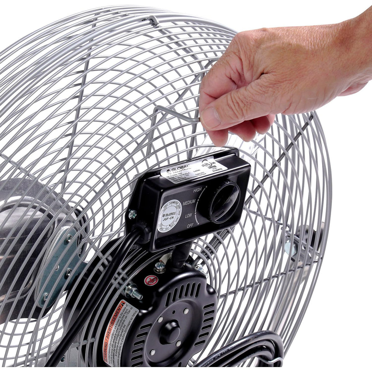 18" Industrial Floor Fan with Pivoting Head D677055