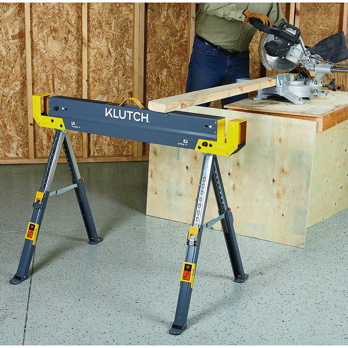 32in. Adjustable Steel Sawhorse 1300-Lb. Capacity B139922
